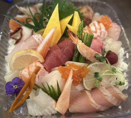 Chirashi bowl