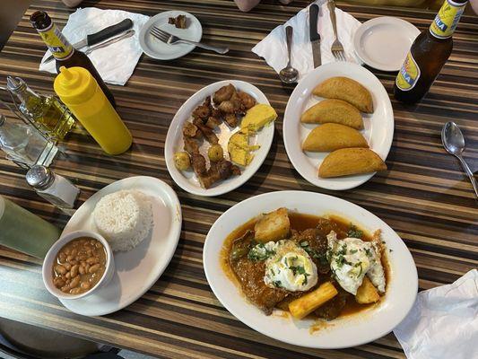 We shared some delicious appetizers and an awesome dinner plate.