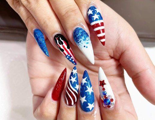 Fourth of July  nails  Cherry  did that