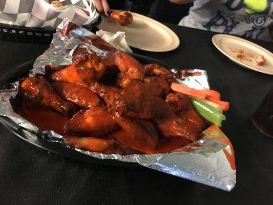 24 spicy buffalo wings