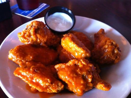 Buffalo Chicken Wings - Hot