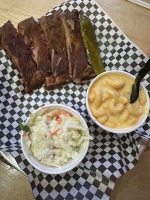 Ribs, coleslaw and mac and cheese