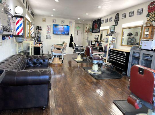 Inside TCB BARBERSHOP