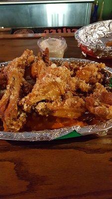 Garlic parm wings