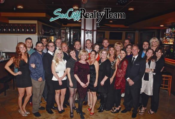 The SeaCliff Realty Team!