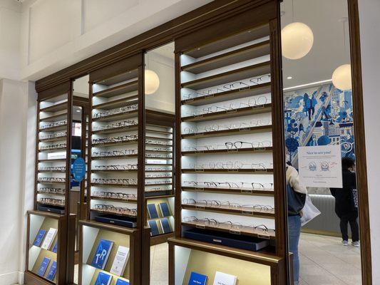 Warby Parker 68th & Columbus