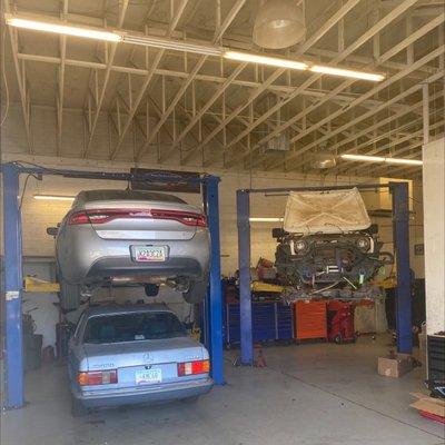 Automotive repair shop