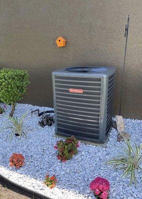 My outside unit Velocity Air Conditioning repaired.