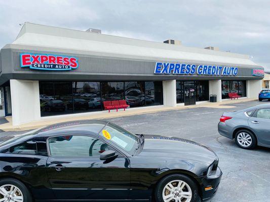 A look at the storefront of our buy here pay here Express Credit Auto location in Tulsa, Oklahoma.