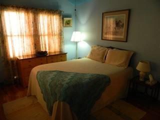 Queen bedroom in Cottage at La Paloma Hot Springs & Spa