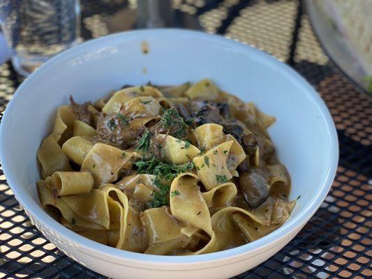 Very good beef stroganoff