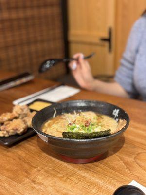 Garlic Tonkotsu