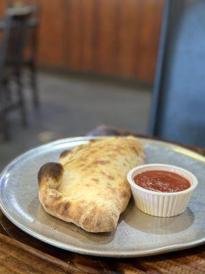 Pop's Backdoor Pizza and Calzones