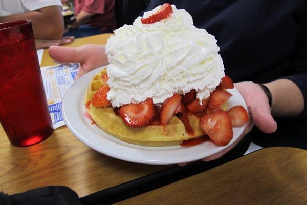 The AMAZING strawberry waffle!