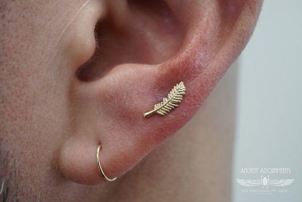 Yellow Gold Left curved Feather