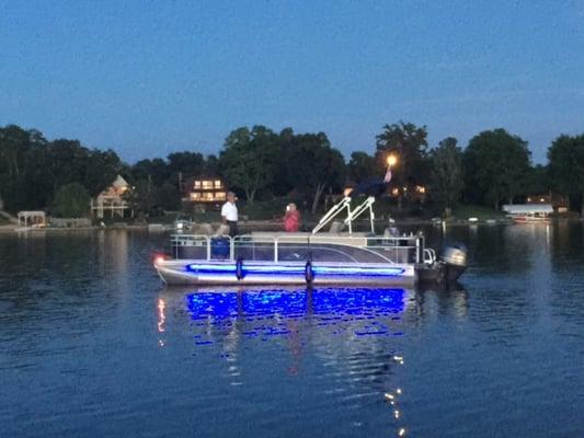 2015 Bennington Pontoon with LED Underwater & Side illumination.