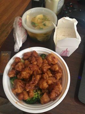 General Tso's Ck, Wonton Soup , Egg roll