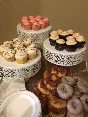 Cupcakes at a wedding