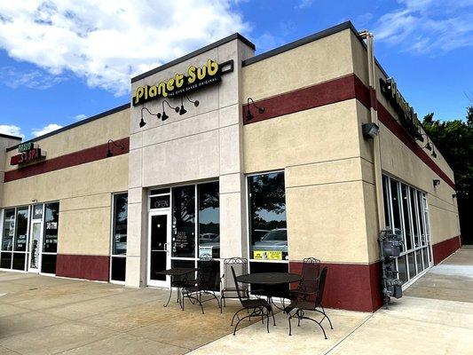 Restaurant Exterior and Patio