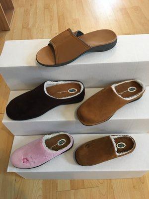 Give the gift of comfort House slipper.