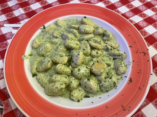 Gnocchi Verde (Pesto)