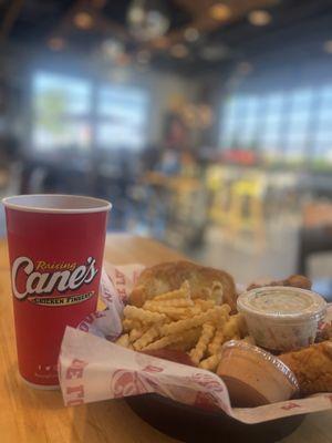 Raising Cane's Chicken Fingers