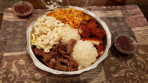 ONO'ER (medium) 2 meats (katsu chicken, pulehu steak), 2 sides (kimchee slaw, macaroni salad), 2 scoops of rice.