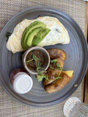 Egg white omelet with fingerling potatoes