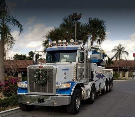 Over 30 Years of Towing & Wrecker Excellence!