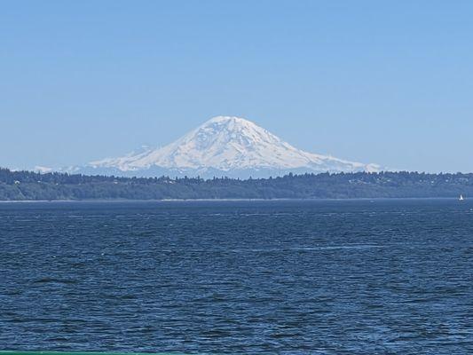 Majestic Mount Rainier! (06/25/22)