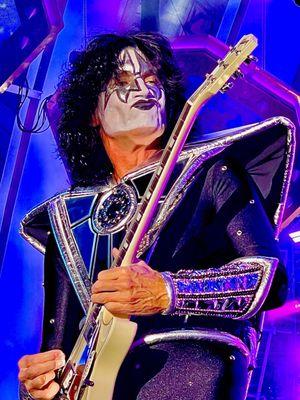 KISS - END OF THE ROAD TOUR 2023