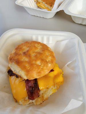 Breakfast sandwich