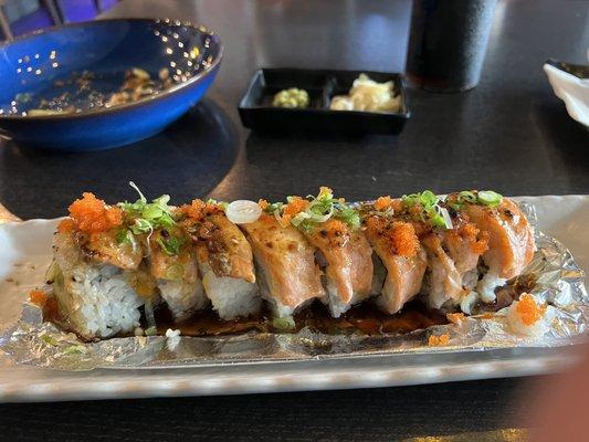 "Baked Alaskan Roll"   * This is a cooked roll.  ** There is cooked salmon on top. Savory, tasty roll.