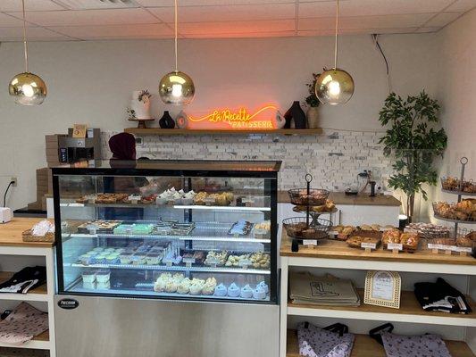 Algerian, Lebanese and fusion specialty baked goods!