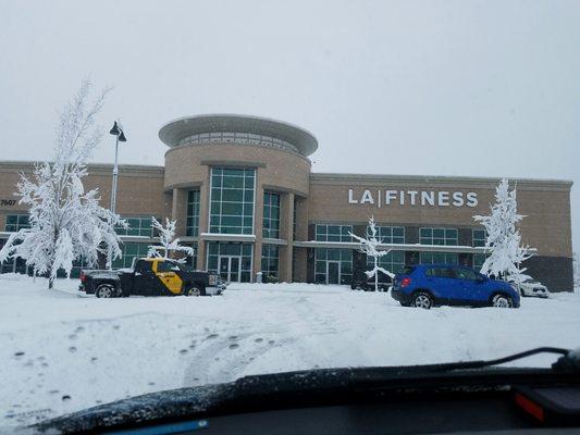 Trooper staff. Still opened up at 4:30 on a snow day. Thanks little blonde desk person.