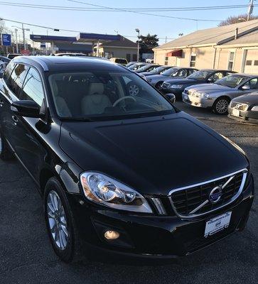 2010 Volvo XC60 T-6 AWD. 181,000 miles serviced. 9,995.00