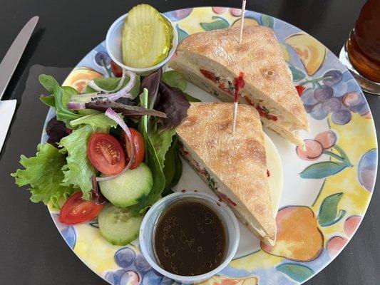 Turkey sandwich with salad