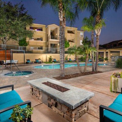 Stone Canyon Apartments