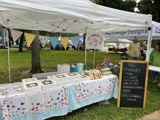 We are on the farmers market every month! Last Saturday of the month with homemade pies/other goodies!