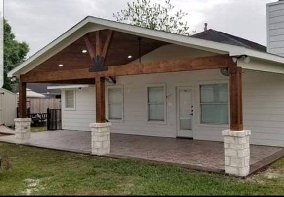 Patios Covered
Gable design .