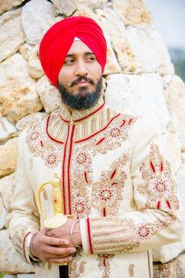 Traditional Hindu wedding groom.