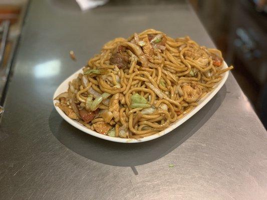 Combination Chow Mein