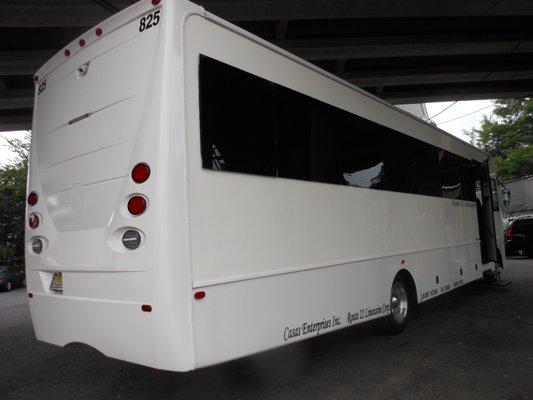 32 Passenger Limousine Coach (Party Bus) Ref 825