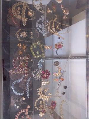 Wow! Vintage jewelry for days