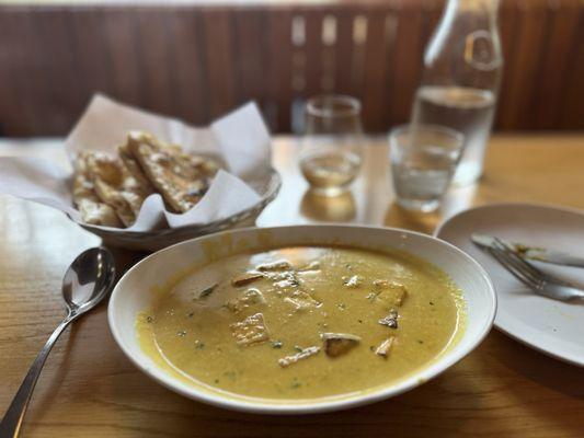 Cashew curry and garlic naan