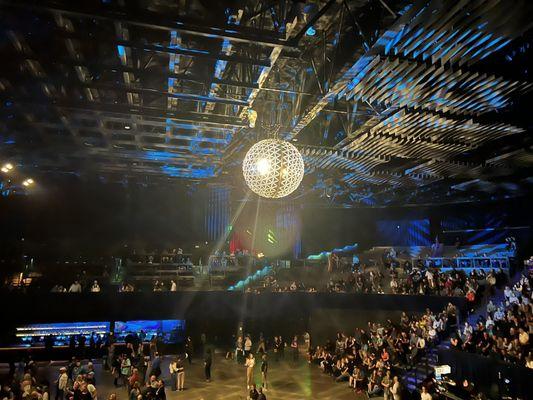 Disco ball awesomeness.