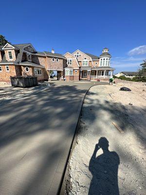 160 yard driveway for a beautiful home in Manteo