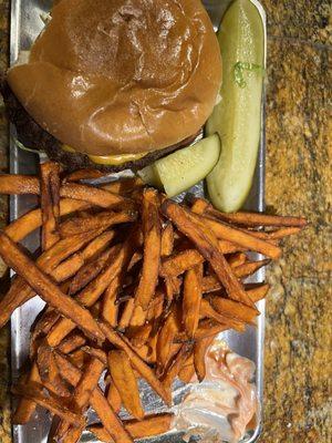 Cheeseburger and sweet potato fries.