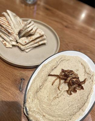 Hummus app! So yummy! And plenty of pita to share