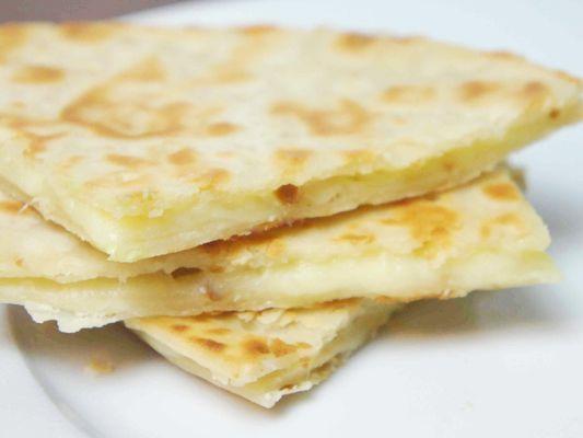 Queso de hebra, Quesadilla